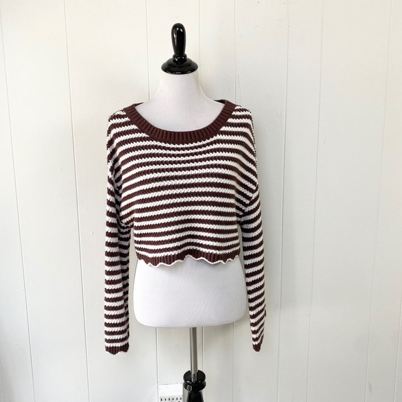 Your Favorite by PacSun Sweaters - Your Favorite by PacSun sz S Brown White Striped Cropped Scalloped Hem Sweater